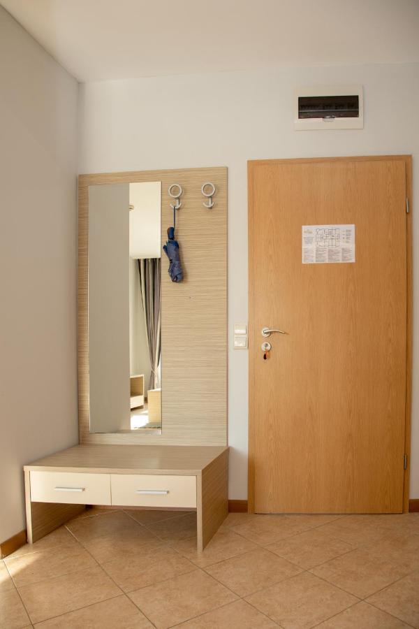 Sunny Apartment In A Complex With A Pool And Gym By Flаt Manаger ساني بيتش المظهر الخارجي الصورة